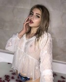 Анкета проститутки Ангелина - метро Куркино, возраст - 25